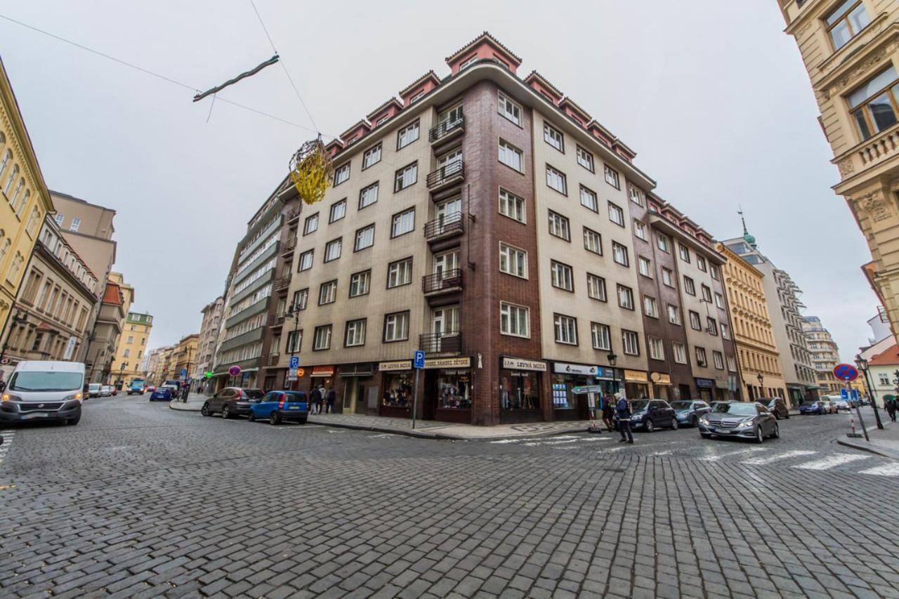 דירות Cosy Flat In The Heart Of פראג מראה חיצוני תמונה