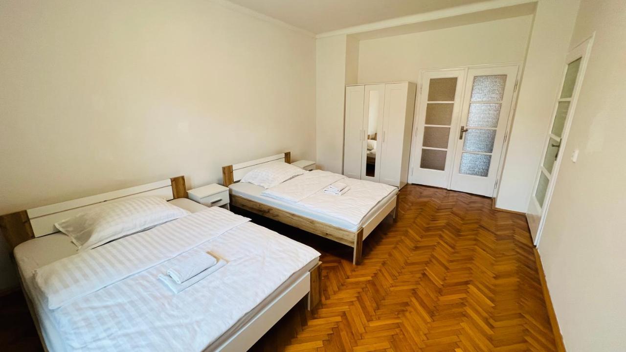 דירות Cosy Flat In The Heart Of פראג מראה חיצוני תמונה